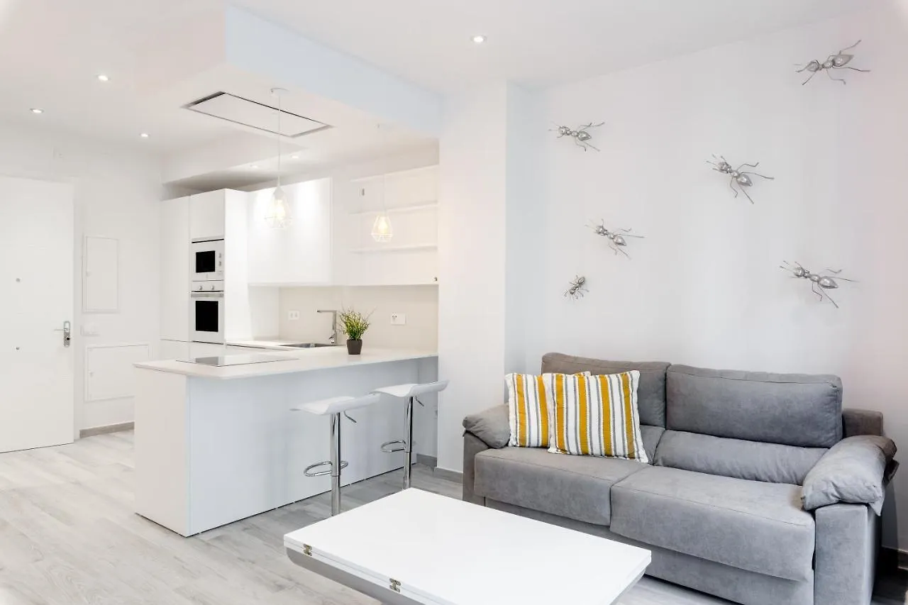Minty Stay - Bright La Merced Málaga Apartman