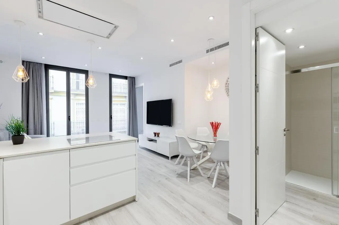 Minty Stay - Bright La Merced Malaga Apartment