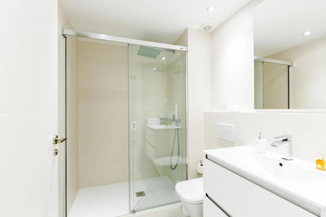 Minty Stay - Bright La Merced Malaga Apartment